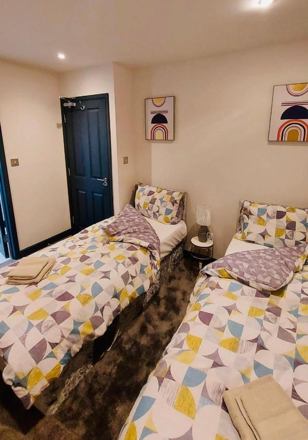 Green Lantern, Private En-Suite Double Bedroom Aveley Exteriér fotografie